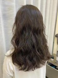 -H·Y HAIR SALON烫发·染发·造型