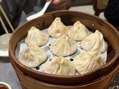 -莱莱小笼·乔艾