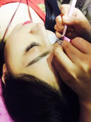 -逸日式美甲美睫工作室