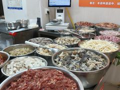餐具摆设-龙上水现炒生料(柳沙店)