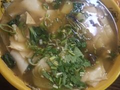 羊肉面片-清真·伊清阁餐厅