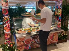 -咖啡苑自助餐厅·中国大饭店
