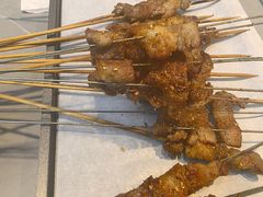 -小两口锦州烧烤·脆皮油边(依云北郡店)