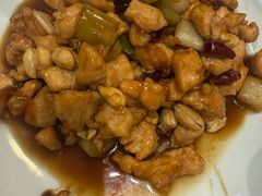 -犇逸·乐山跷脚牛肉·四川现炒(览海店)