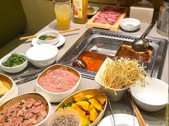-海底捞火锅(新松江路生日主题店)