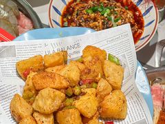 -黄记煌三汁焖锅(新佳丽江汉路店)