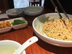 -裕兴记•蟹黄面馆(人民广场店)