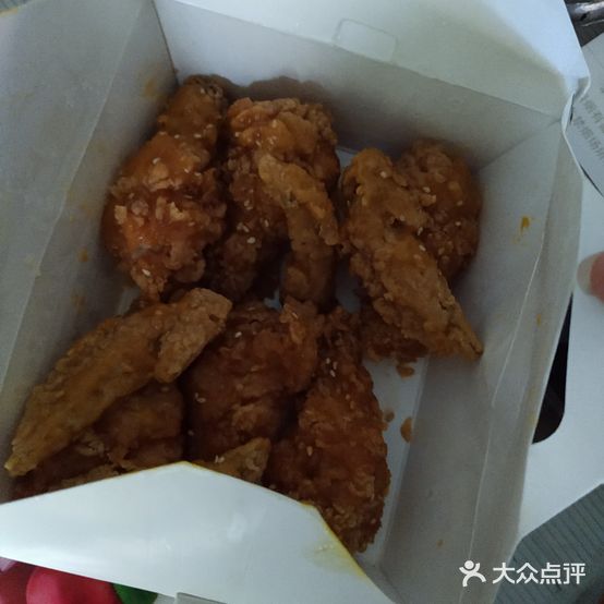 三湘敏哥炸鸡啤酒屋(民生路店)