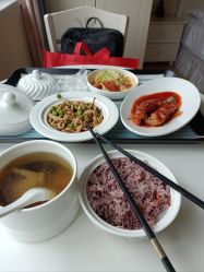 -爱月坊产后护理中心(万达店)