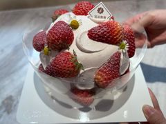 -花花卷卷·鲜食蛋糕(泉屋店)