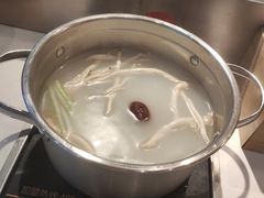 -百品聚旋转火锅(号外店)