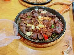 -老东镇啤酒屋海鲜加工·蒸汽海鲜·海鲜烧烤(台东店)