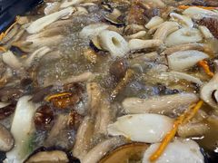 土鸡腊排骨各-草墩罗非鱼庄•野生菌•腊排骨(七星街上段店)