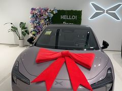 -小鹏汽车上海吴中路销售服务中心