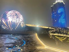 -中国宜宾·长江地标广场