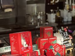 -星巴克臻选(莘庄仲盛店)