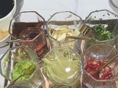 -红鼎豆捞·非遗鲍皇汤火锅(宝丰路店)