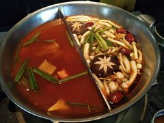 -湊湊火锅·茶憩(新中关购物中心店)