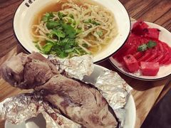 特色大骨面-每碗面馆(新鸿安大厦店)