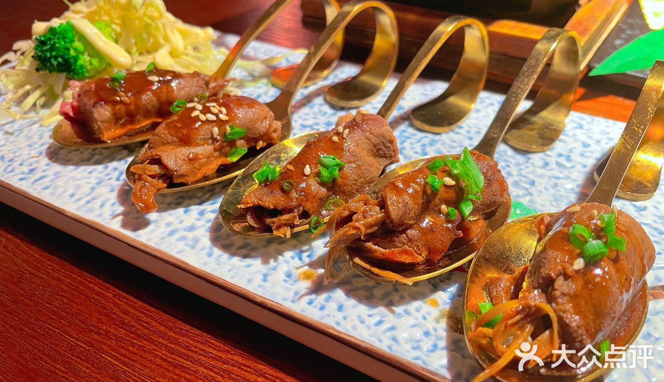 一家居酒屋 最好吃的竟然是火腿（不是一家店啦！）