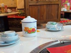 -人民公社铁锅炖·东北菜(卫国道店)