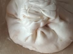 -白玉兰食品甜凤店(合生汇店)
