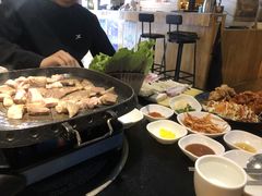 -军硕烤肉·部队火锅(二七万达店)