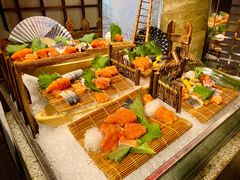 -松山湖凯悦酒店·Café自助餐厅·周末火舞秀表演