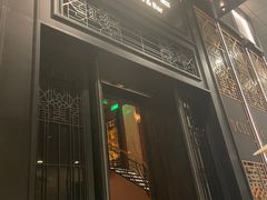 -Mogul Eatery·大亨餐酒馆