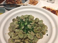 -老周家酱卤猪蹄私房菜(克拉玛依西街店)