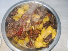 小鸡炖土豆-鸡炖兔
