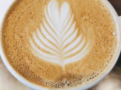 拿铁-山下C5cafe(惠通时代广场店)