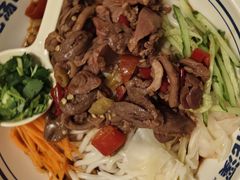 -鑫花溪牛肉米粉(东环大润发店)