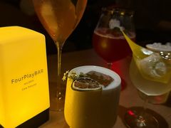 -FOUR PLAY BAR