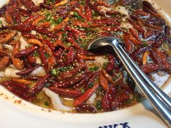 老坛酸菜鱼-江渔儿酸菜鱼(万科东荟城店)