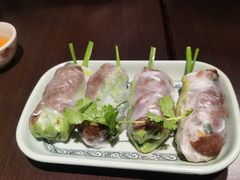 -大头虾越式风味餐厅(光明广场店)