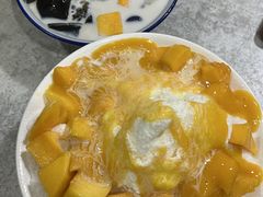 芒果芋圆牛奶绵绵冰-水牛奶皇后糖水铺