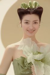 点击看大图 -挪娅婚纱摄影皇家会所