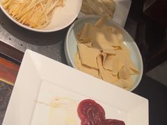 -皇城老妈·大连海鲜火锅(港湾店)