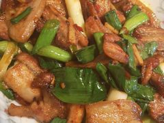 -鑫巴蜀小镇 · 水煮鱼专研店(玉桥店)