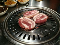 -韩聚屋韩国烤肉餐厅(新北万达店)