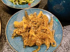 -湊湊火锅·茶憩(打浦桥日月光店)