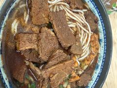 -牛师傅牛肉面(尚隆路店)