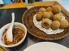 -黔蘑菇四季餐厅(观山湖店)