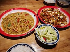 -泥糊破店小酒馆·团建聚餐(南京西路店)