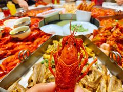 -茸梅路右拐龙虾-农家菜(松江店)