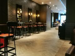 大堂-星巴克臻选(南京金茂览秀城店)