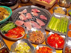 -唯成•韩国炭火烤肉 유성고기