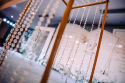 -艾米婚纱&婚礼策划