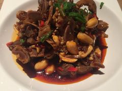 -多嘴超级肉蟹煲(欧亚卖场店)